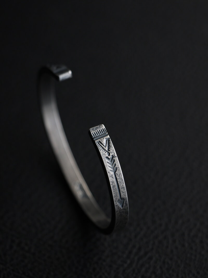 hemlock ヘムロック End Arrow Bangle エンドアローバングル