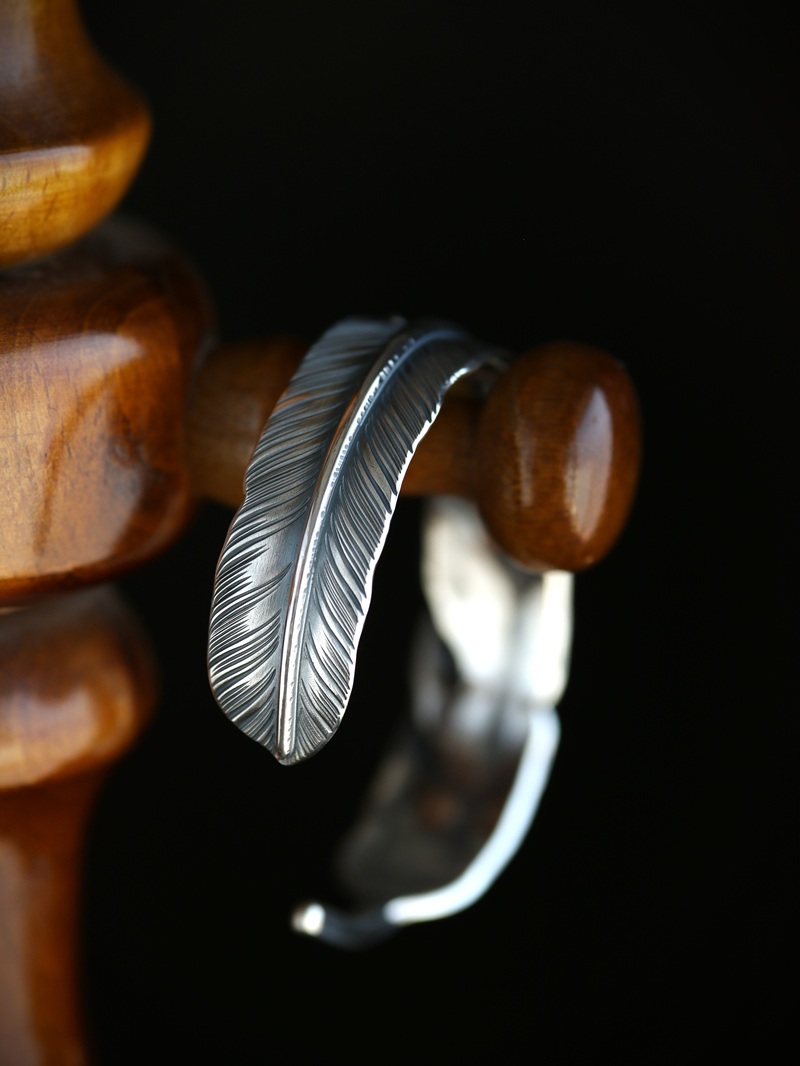 hemlock ヘムロック Feather Bangle -silver フェザーバングル シルバー
