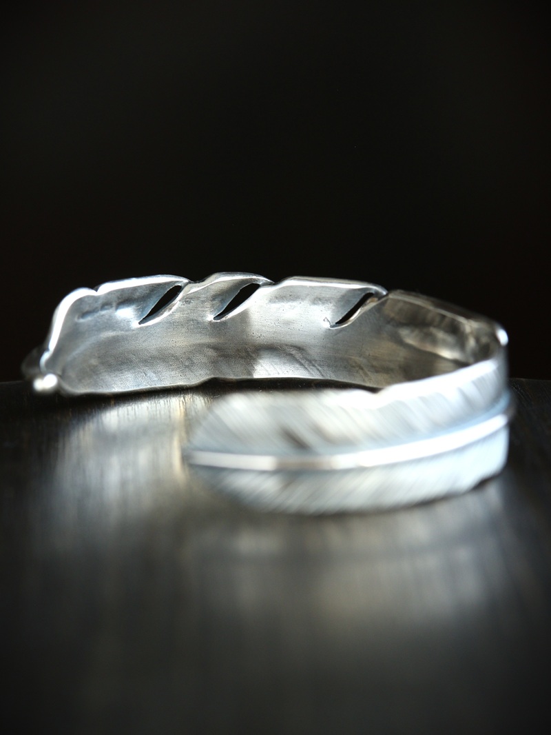 hemlock ヘムロック Feather Bangle -silver フェザーバングル シルバー