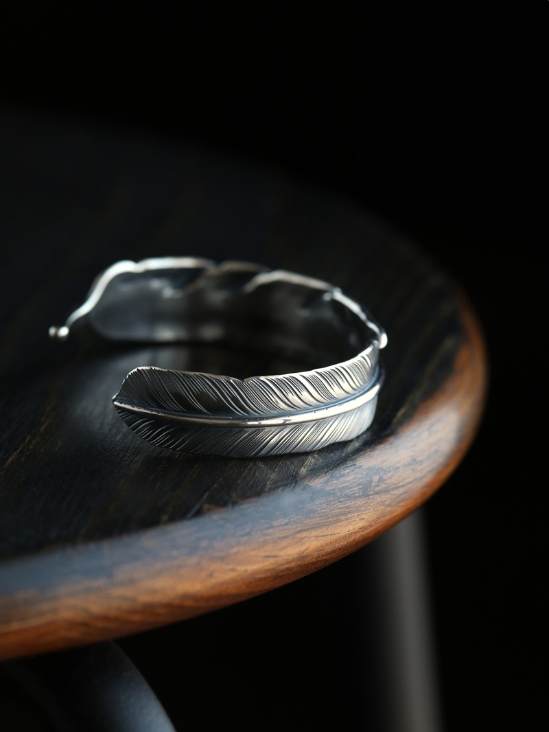 hemlock ヘムロック Feather Bangle -silver フェザーバングル シルバー