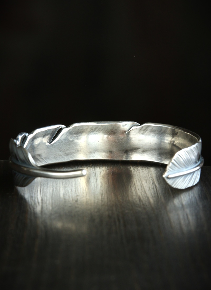 hemlock ヘムロック Feather Bangle -silver フェザーバングル シルバー